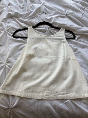 NWOT Cream Button-Back Tank Top